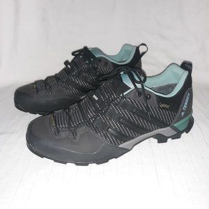 adidas 8 1/2" Terrex ortholite hiking/trai shoes.